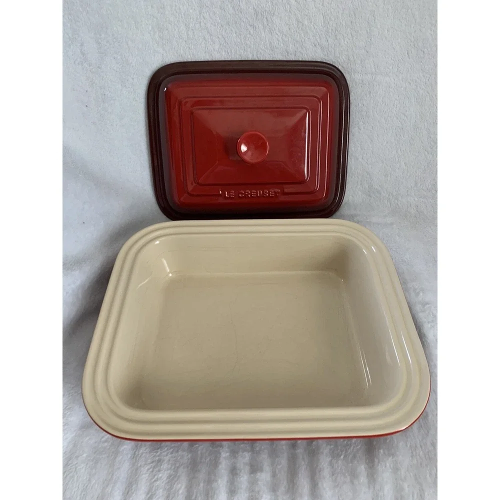 Le‎ Creuset Casserole Dish Unisex 2.0 Qt Cerise Red Stoneware Square Baker Lid
